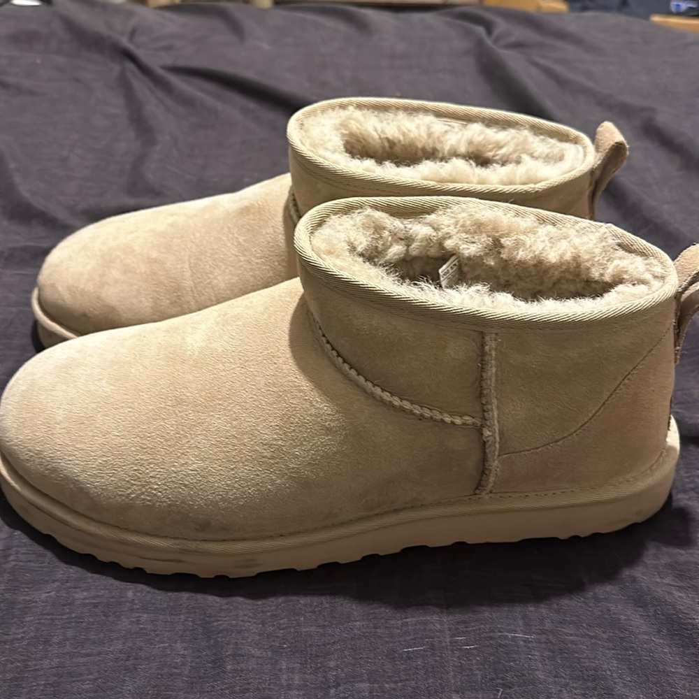 Men’s Uggs 13